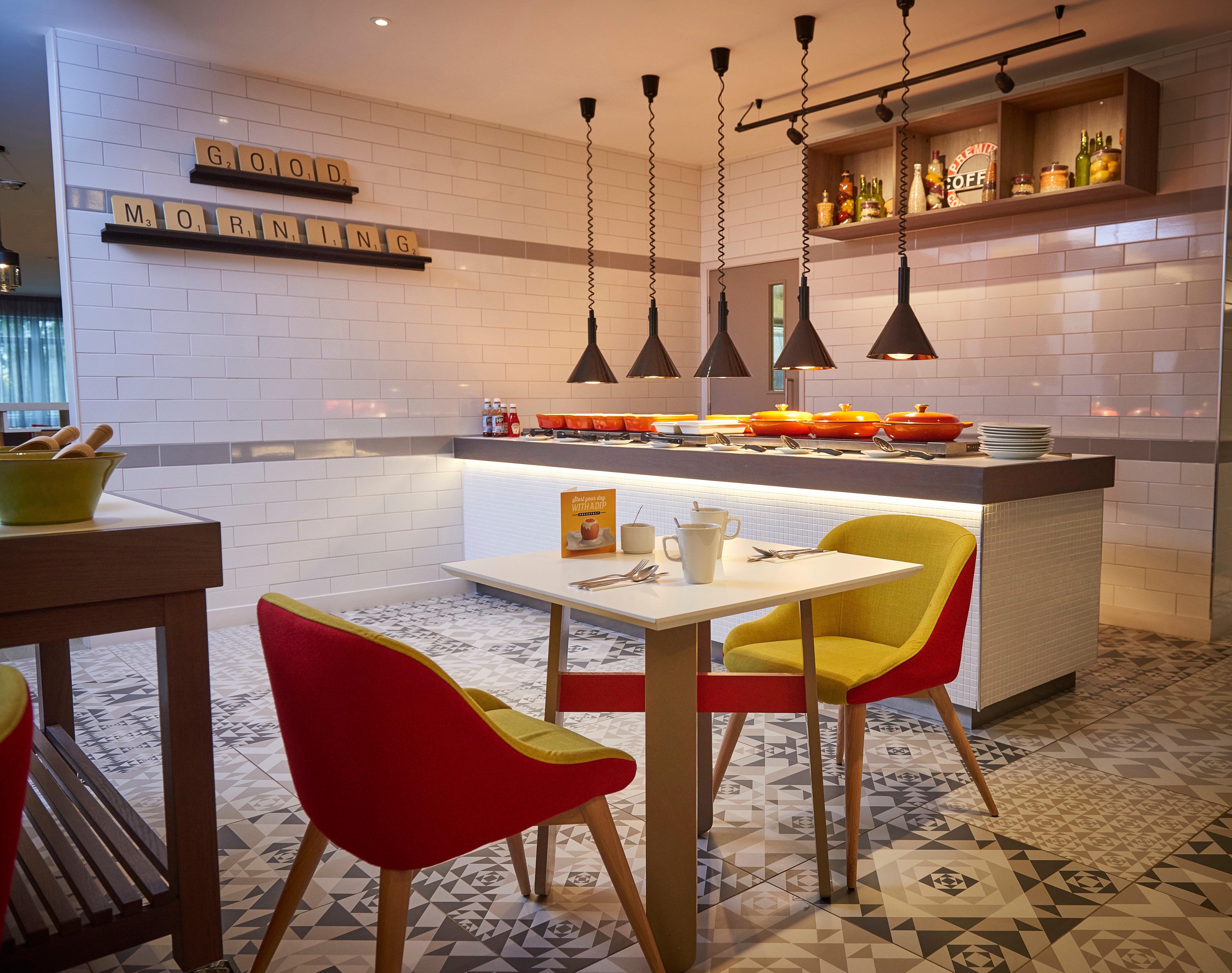 Holiday Inn Northampton West M1 Junc 16, An Ihg Hotel Flore Extérieur photo