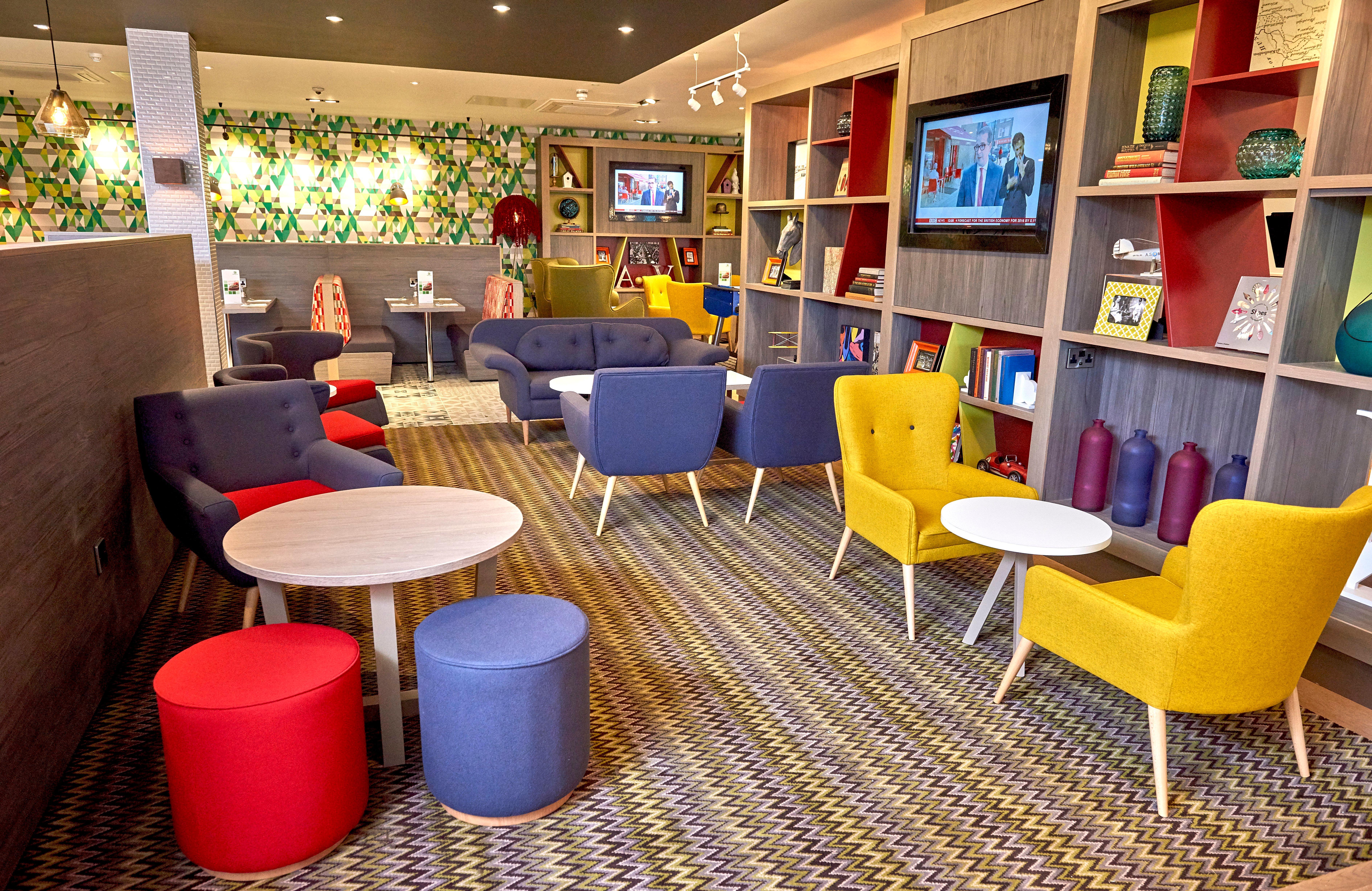 Holiday Inn Northampton West M1 Junc 16, An Ihg Hotel Flore Extérieur photo