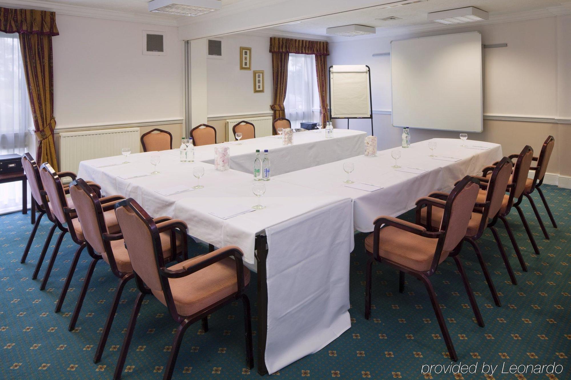 Holiday Inn Northampton West M1 Junc 16, An Ihg Hotel Flore Facilités photo